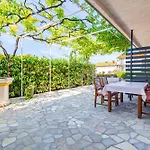 With Parking Space - 5494 Apartamento Crikvenica
