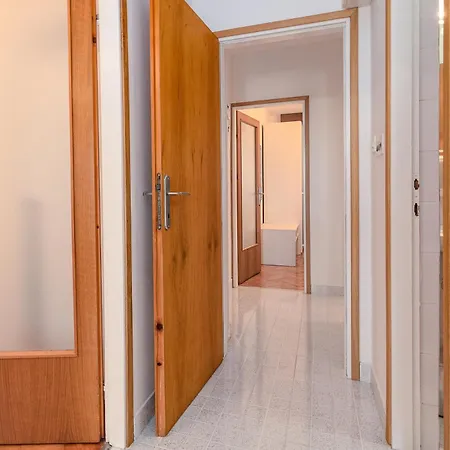 דירה With Parking Space - 5494