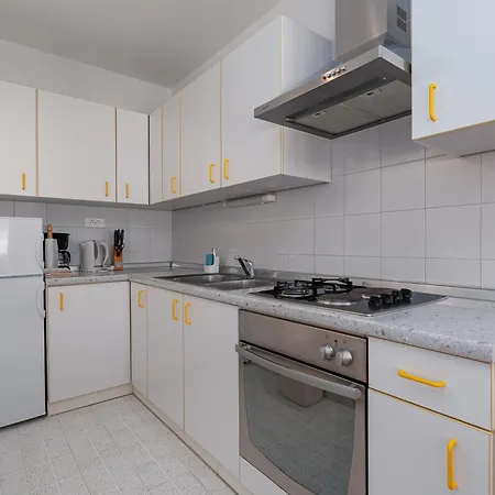 With A Parking Space - 5494 Crikvenica