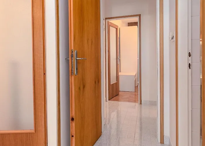 Appartamento With Parking Space - 5494