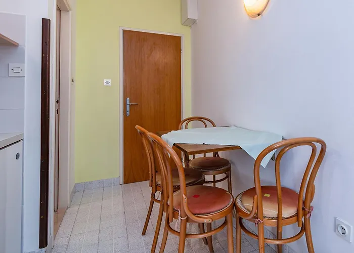 With Parking Space - 5494 Appartamento