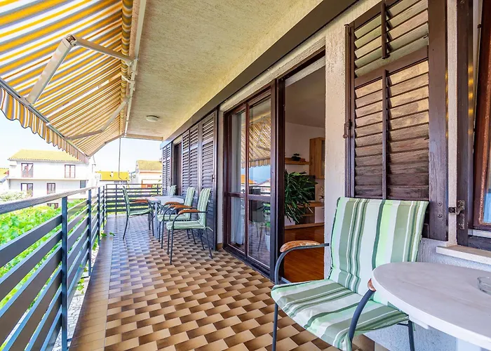Appartamento With Parking Space - 5494